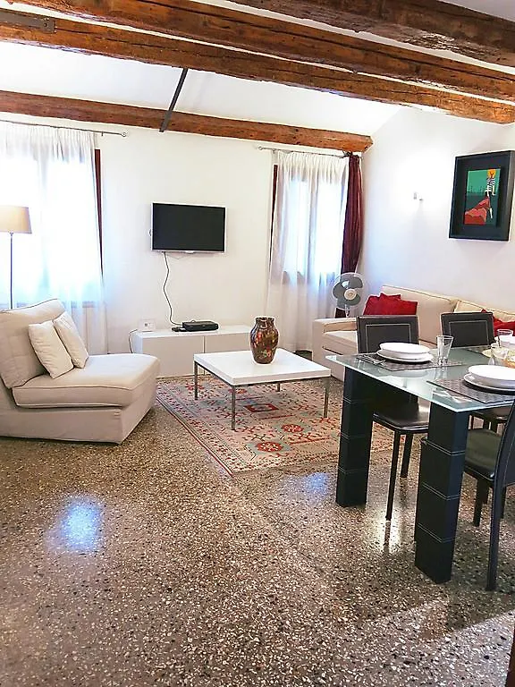 Venice Home Gallery 0*,